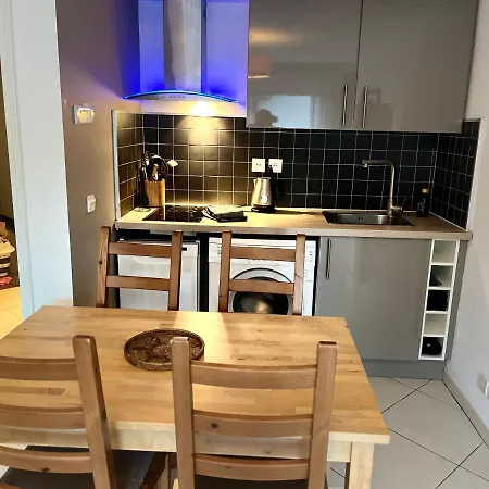 Juan Flore Apartman *